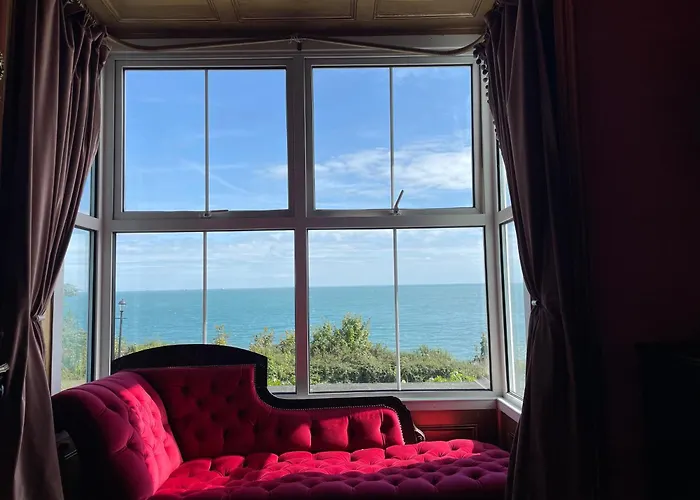 Keats Green Hotel